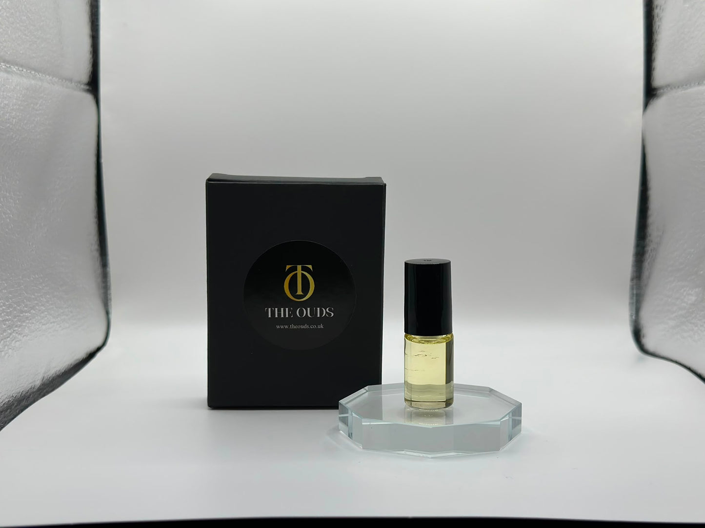 Black Oudh Premium Perfume Oil For Men & Women | 3 ml | Attar | Alcohol-Free