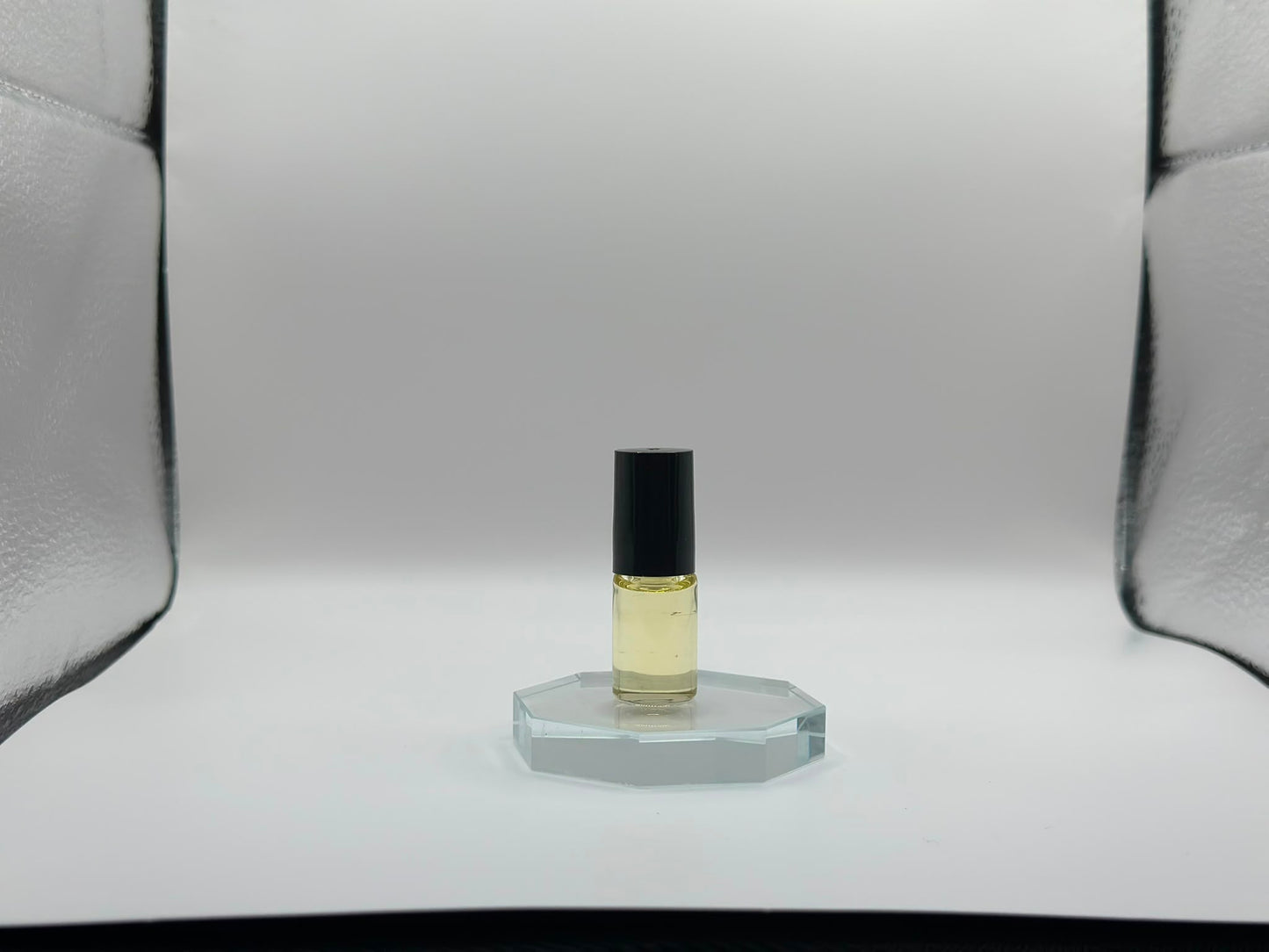 Madawi Perfume Oil For Men & Women | 3 ml | Perfume oil | alcohol-free